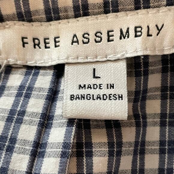 Free Assembly Gingham Plaid Navy White Button Up Shirt LRG Peasant Casual Spring - Picture 7 of 9